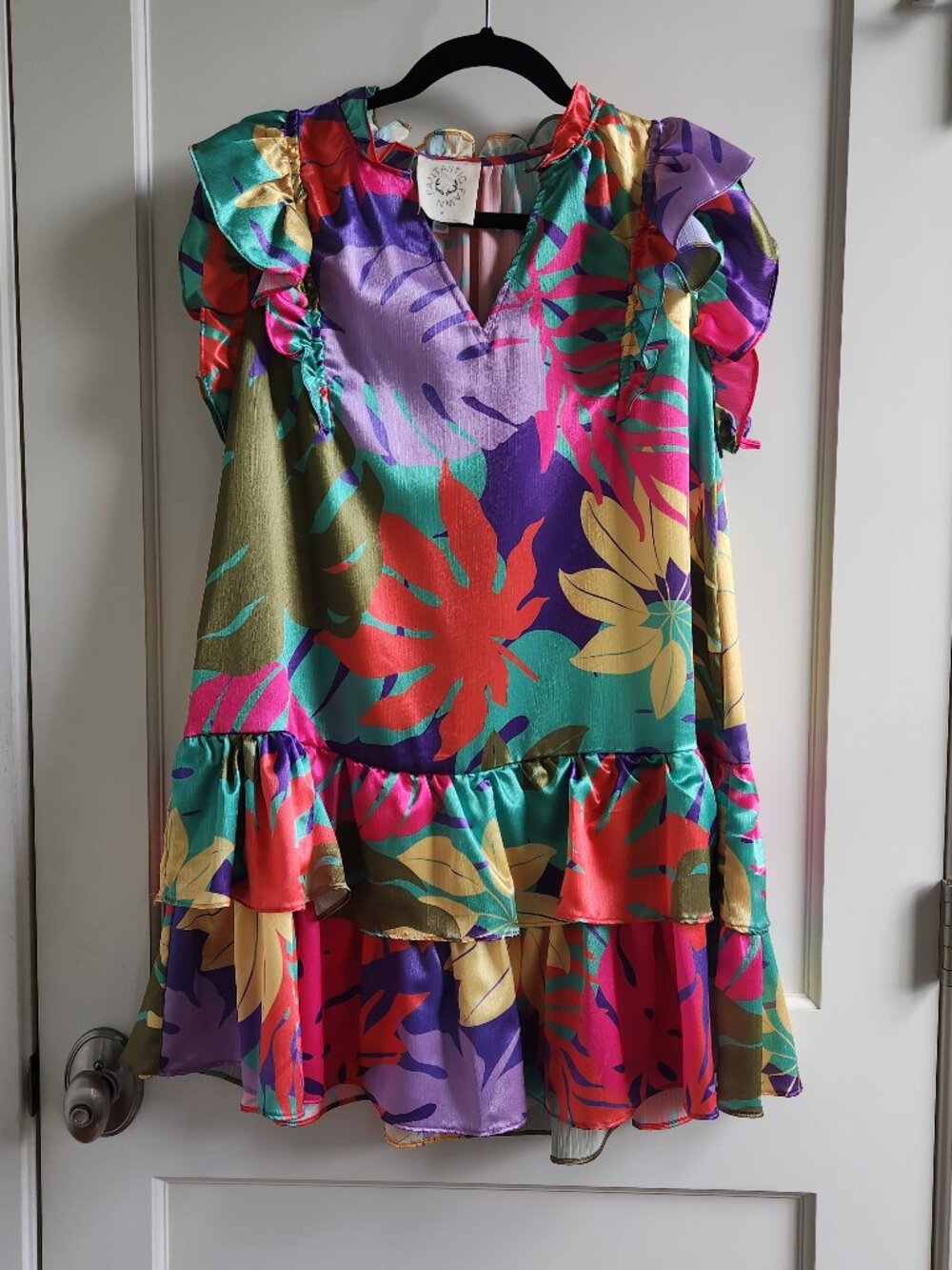 Fantastic Fawn Tropical Print Dress Size Medium Colorful Ruffle Boho Vacation